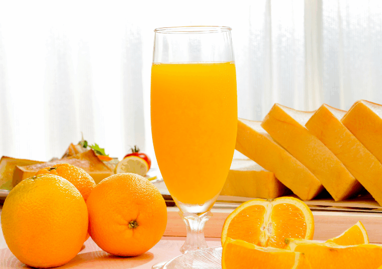 Frisch gepresster Orangensaft - Rezept