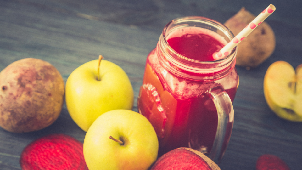 Rote-Bete-Apfel-Saft - Rezept
