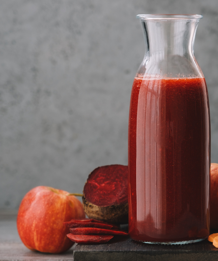 Rote-Bete-Apfel-Smoothie mit Ingwer und Zitrone