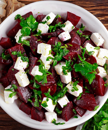 Rote-Bete-Salat mit Feta und Sumach