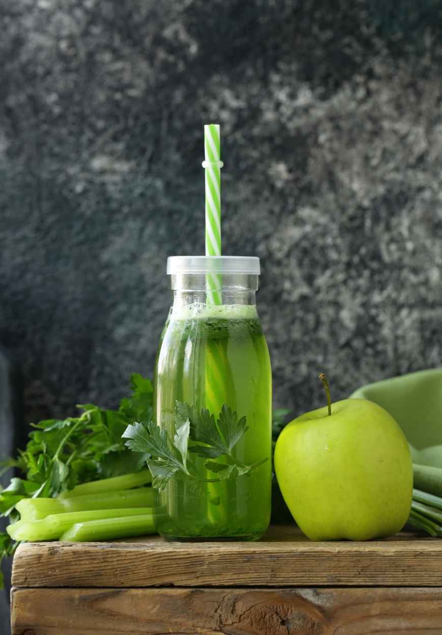 Sellerie-Zitronen-Saft-Rezept