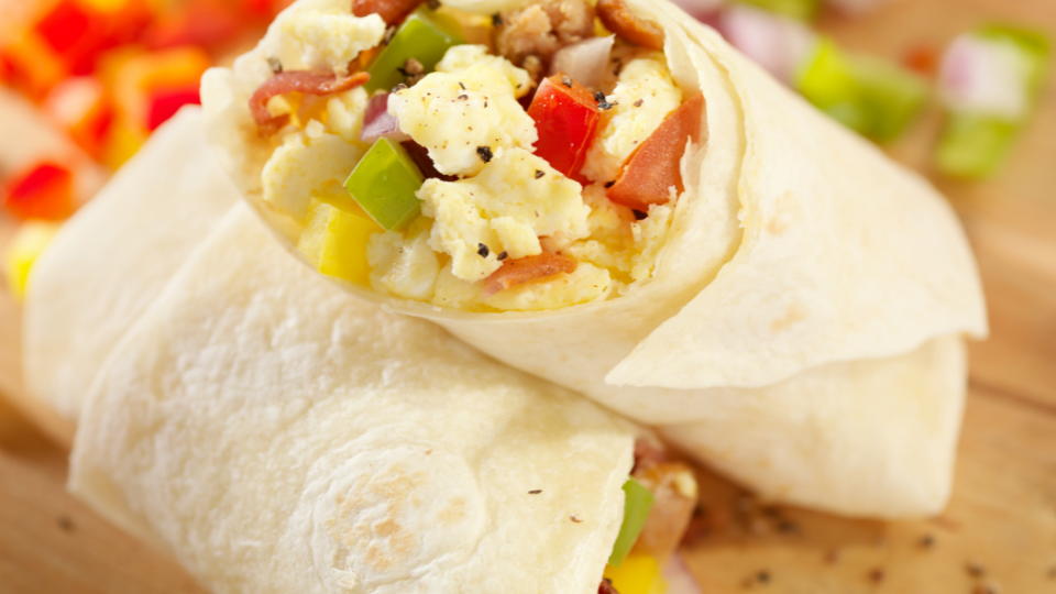 Veganer Tofu-Scramble-Burrito