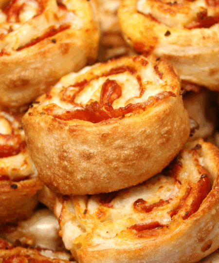 Tomaten-Käse-Schnecken – Mediterranes vegetarisches Gebäck