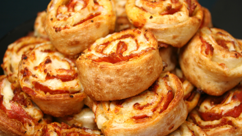 Tomaten-Käse-Schnecken – Mediterranes vegetarisches Gebäck