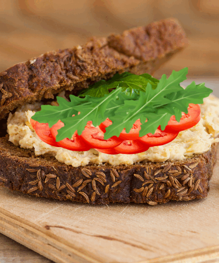 Hummus-Tomaten-Sandwich