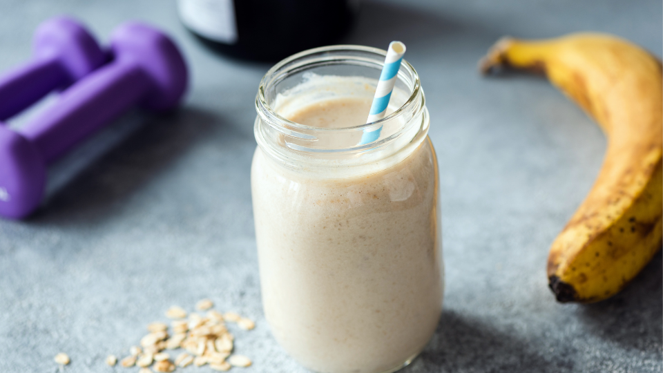 Vanille-Protein-Smoothie mit Hafer