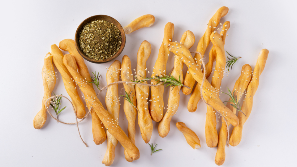 Zaatar-Twists – Orientalische Zaatar-Gebäckstangen