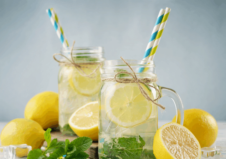 Hausgemachte Zitronenlimonade Rezept
