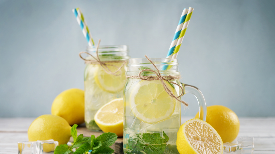 Hausgemachte Zitronenlimonade Rezept