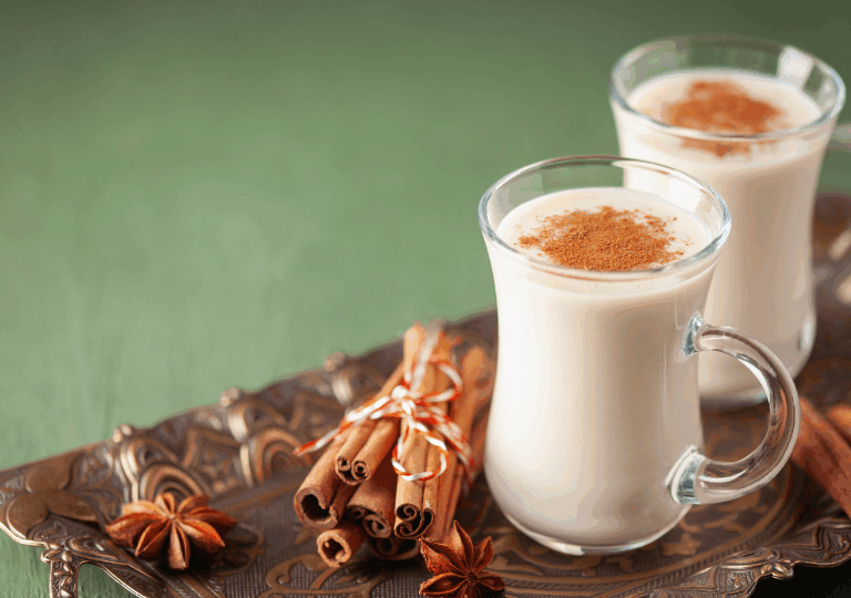 Arabischer Zimt-Milch-Drink