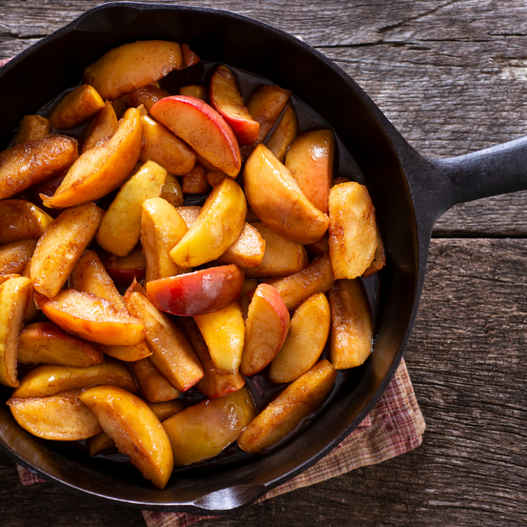 Vegane Apfel-Zimt-Pfanne mit Nüssen