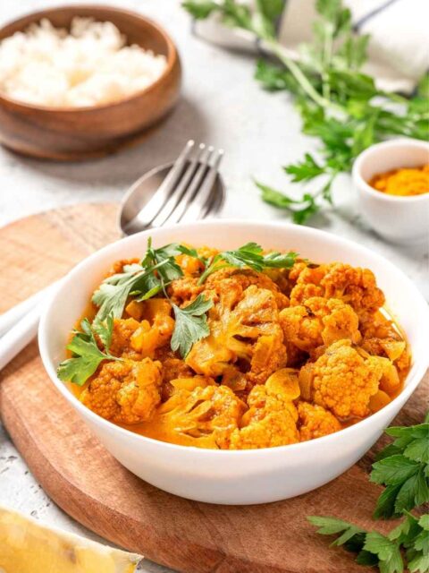 Blumenkohl mit Curry-Sauce