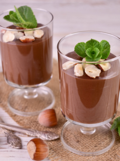 Schoko-Haselnuss-Mousse (Vegan & ohne Zucker)