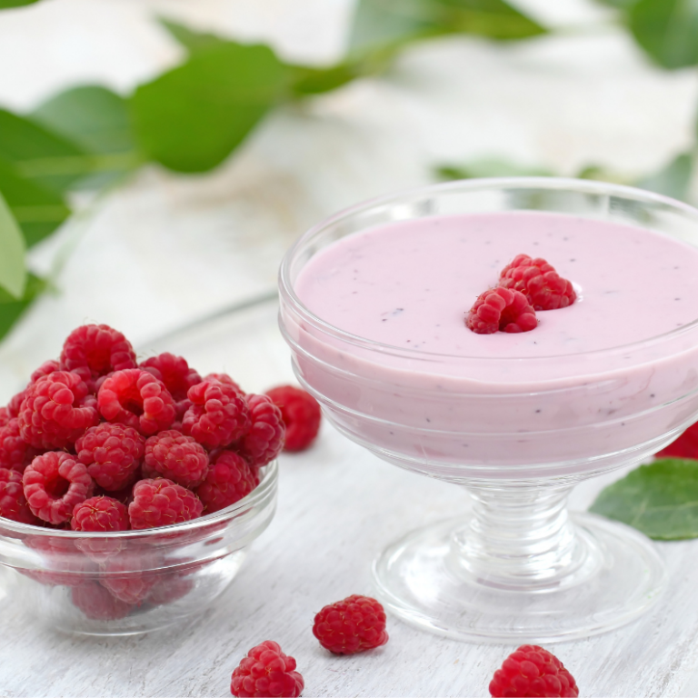 vegane Himbeer-Mousse mit Aquafaba