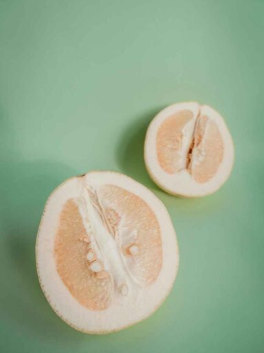 Pomelo in der vegetarischen Ernährung: Vitamine, Vorteile und Genuss