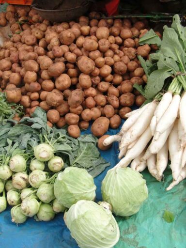 Einkaufen auf dem Wochenmarkt: Tipps für Vegetarier:innen