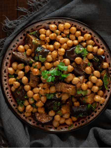 Kichererbsen-Eintopf mit Auberginen (Mousakka)