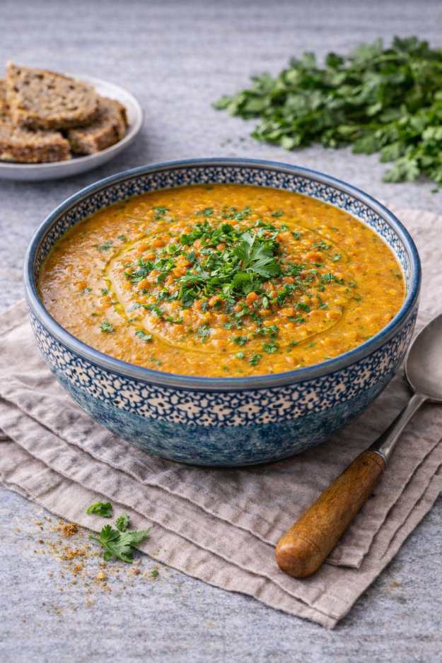 Rote Linsen Suppe – Einfach, gesund & orientalisch würzig
