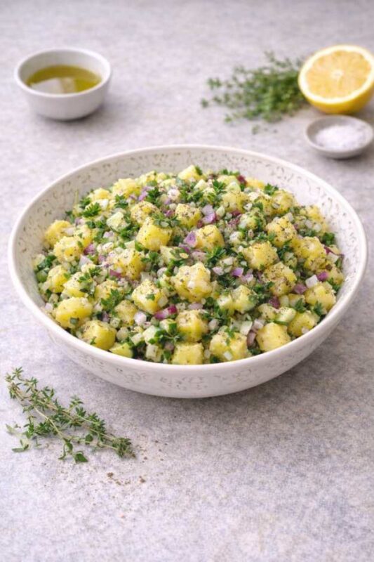 Kartoffel-Thymian-Salat – Klassisch, frisch & aromatisch