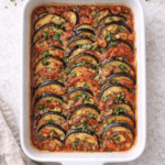 Auberginen-Tomaten-Auflauf – einfach & mediterran