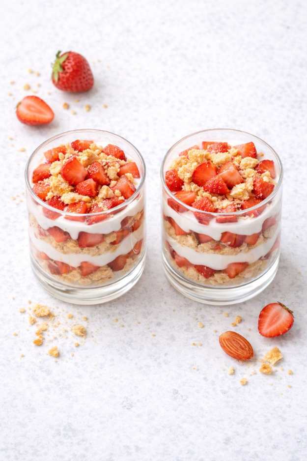 Erdbeer-Dessert im Glas – vegan, cremig & einfach gemacht