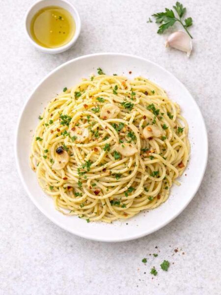 Spaghetti Aglio e Olio – einfaches italienisches Pasta-Rezept