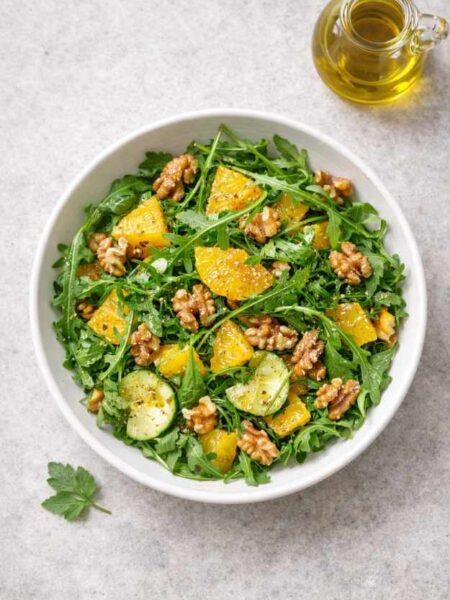 Rucola-Orangen-Salat mit Walnüssen – frisch, fruchtig & gesund