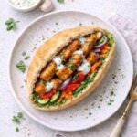 Tofu-Pita-Sandwich – Einfaches veganes Rezept mit knusprigem Tofu