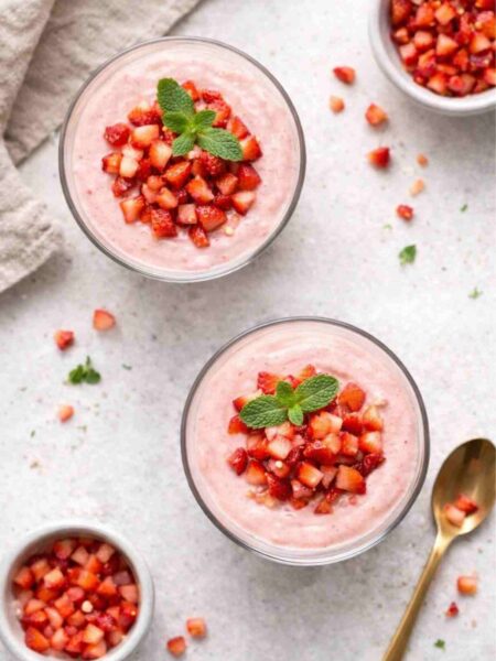 Vegane Erdbeercreme mit Seidentofu – Einfaches Sommerdessert