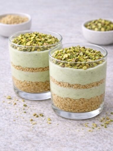 Pistazien-Schichtdessert – vegan im Glas