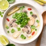Tom Kha Hed – Thailändische Kokos-Pilzsuppe